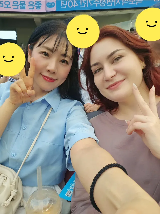 20260701  #잠실구장 #잠실야구장 #야구직관
롯데 승♡
혼관이었지만 질라타 덕에 혼관이 아니게 된..ㅋㅋ
자리 찾아 가는데, 혼자 앉아 