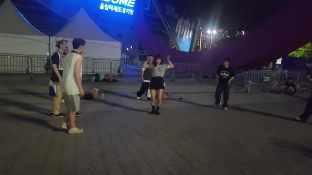 부정선거 재선거 당일투표 수개표와 멸공 구호를
힙합리듬으로 멋지게 승화시킨 댄스배틀