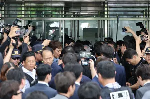 '27일 봉쇄' 개표소 첫 진입…국조특위, 투표함 보관 상태 점검

국회 6·3 지방선거 투표용지 부족 사태 국정조사특별위원회(국조특위)가 2일