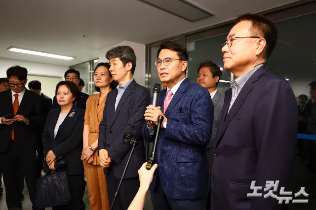 국조특위 첫 현장점검…'인구 증가' 놓친 송파선관위 질책

국회 6·3 지방선거 투표용지 부족 사태 국정조사특별위원회는 2일 서울 송파구선거관리