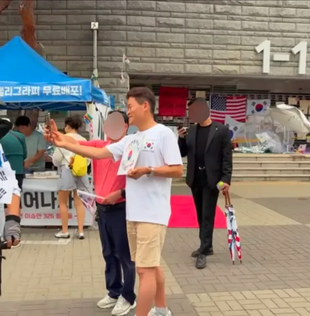 💥떠난길🏃🏻‍♂️💥 상황 종료 후 돌아온 이유‼️💥
‼️나의 망상 추측‼️
떠난길은 올공 복귀 후 인사를 하며 민심 체크하고
올공은 오