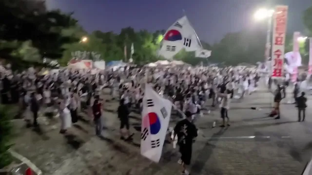 사람 없을 줄 알고 퇴근하자마자 왔는데...

멸공🇰🇷🇰🇷🇰🇷