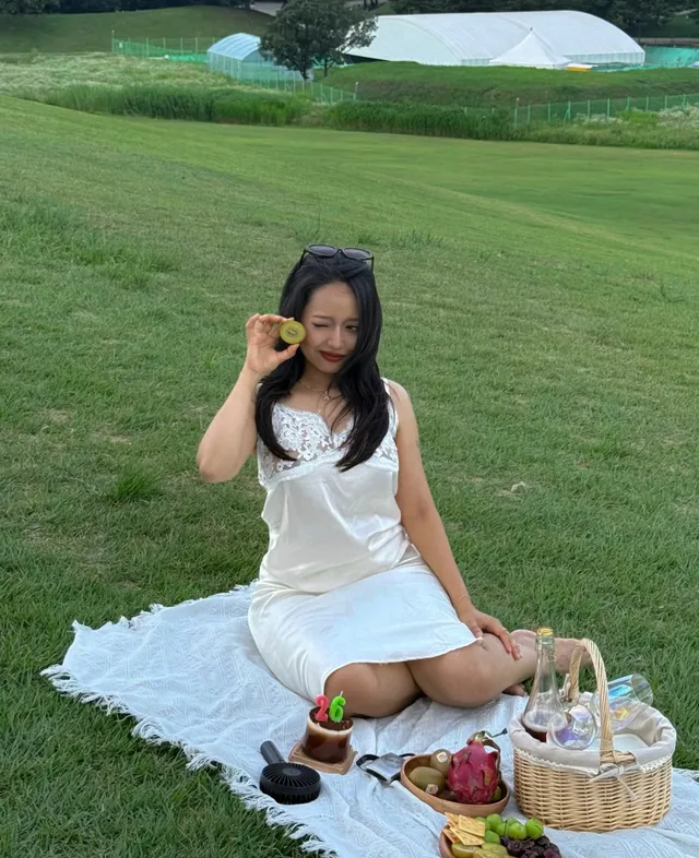 Bye 25, Hello 26 ✨#birthday #cancerseason♋️ #picnic #올림픽공원 #나홀로나무