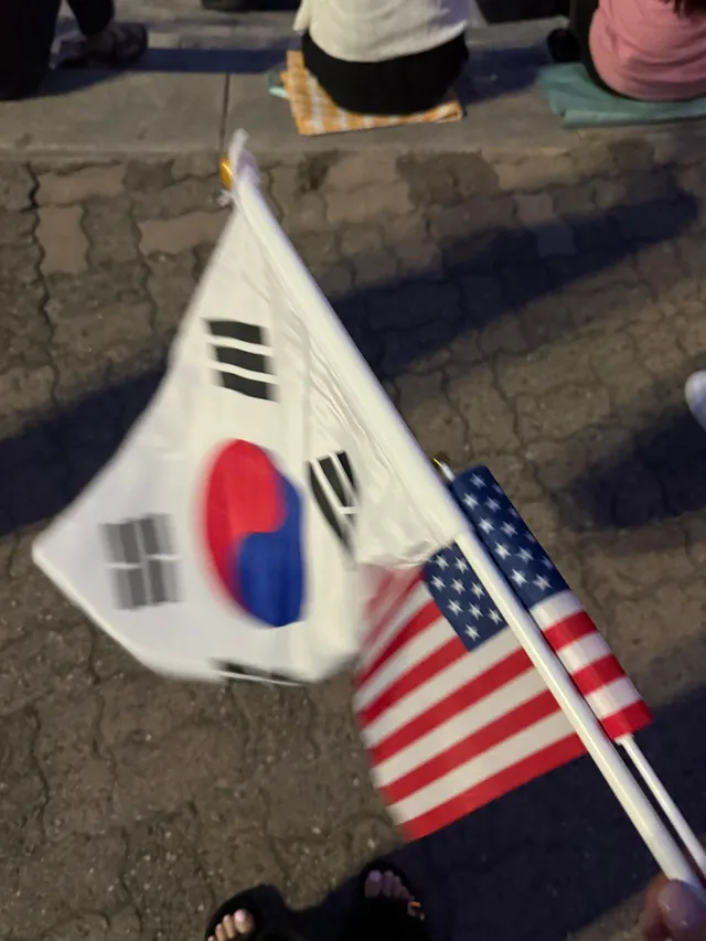 계속 축구? 스벅? 본질 흐리기?선동 안됨🙂‍↕️🤚
학생들은 정확하게 잘 배우고 더 화이팅하고
난 부정선거 재선거 당일투표 수개표 에이웹 외