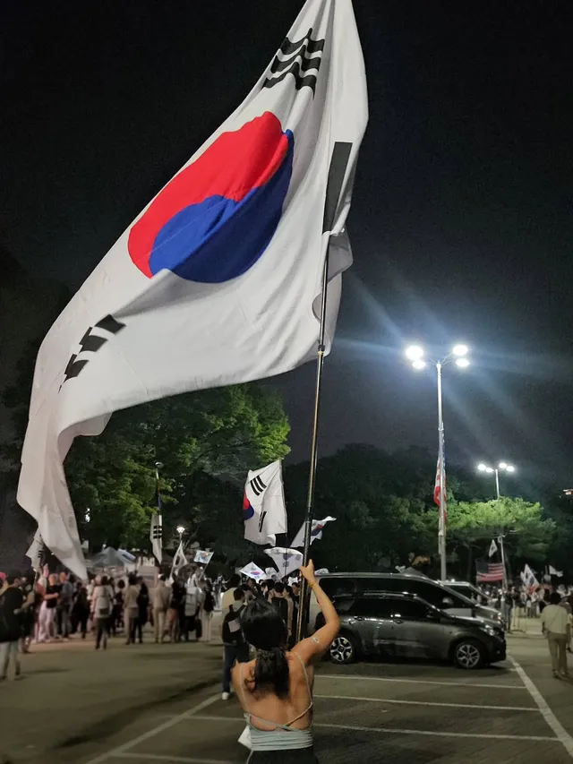 #잠실민주화운동 #스포츠테이핑 #자원봉사자

내가 바로 #1호 #태극기 흔드는 여자다!!💪
이러려고 헬스했나🤔 ㅋㅋㅋㅋ

오늘 좋은 선생님 