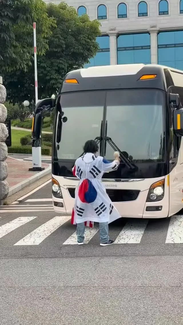 부정선거 척결 #자유대한민국 결사수호!!!
11년차 국민저항 투쟁 하기전에는 아무런 전과도 없었습니다. 11년차 부정선거 척결  시민운동을 하면