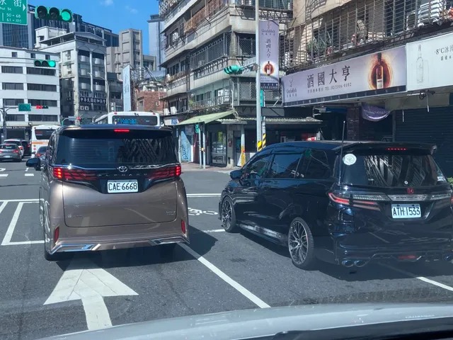 左邊還是右邊？