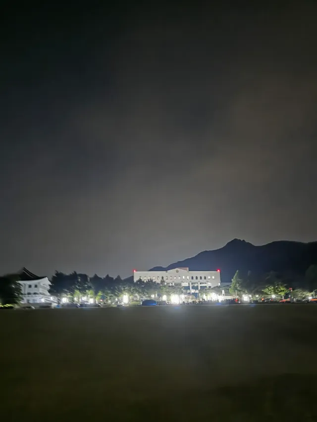 6월 3일 밤 10시 잠실 투표소에 투표용지 부족하다는 글보고 열받아서 과천 중앙선관위로 뛰쳐나간게 엊그제 같은데 벌써 한달이 되었네요...
