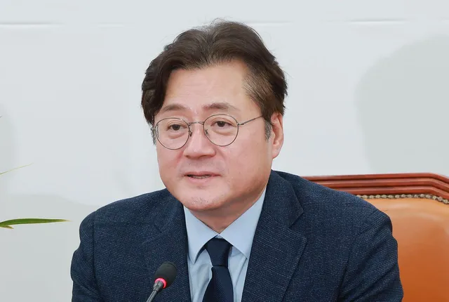 홍익표 “쿠팡, 미국 의회 끌어들여 외교 사안화 부적절”

홍익표 청와대 정무수석은 6일 쿠팡의 대규모 개인정보 유출 사태와 관련해 한국 정부가
