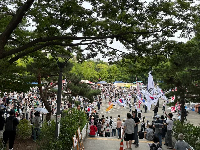 18:25 올공 

6.3 We are Democracy #Rock 

https://t.co/Sw7bo0MhoA https://t.co/dEl