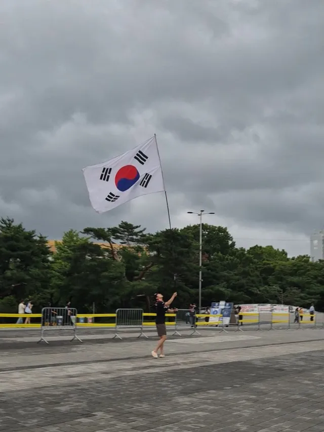 #잠실민주화운동 
#부정선거 
#태극기 
#애국청년들 
#자유민주주의 
🇰🇷🇰🇷🇰🇷🇰🇷🇰🇷🇰🇷

올공 곳곳이 태극기🇰🇷
