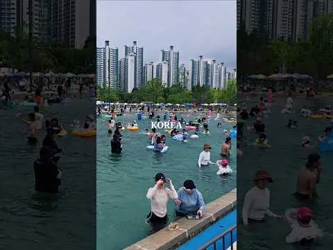 서울 잠실한강공원 물놀이장 수영장 Water Play Area at Jamsil Hangang Park, Seoul, South Korea