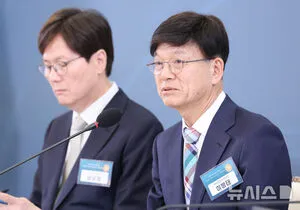 [천지일보 이슈종합] 이병태 논란 끝에 사퇴·'가짜뉴스 처벌법' 시행·...

[천지일보=김민철 기자] 이병태 대통령 직속 규제합리화위원회 부위