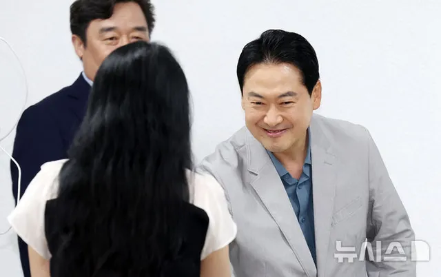 장동혁, 부산서 청년 만나 "선거 카르텔 해체하려면 국민특검 필요"

[부산·서울=뉴시스] 이승재 한은진 기자 = 장동혁 국민의힘 대표는 12일