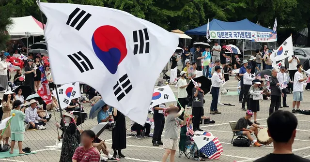 “생명 위험” 김은구 14일째 단식…정교모, 특검·재투표 등 ‘긴급 결...

2주 가량 단식 중인 김은구, 건강 악화에도 중단 거부,6·3 지