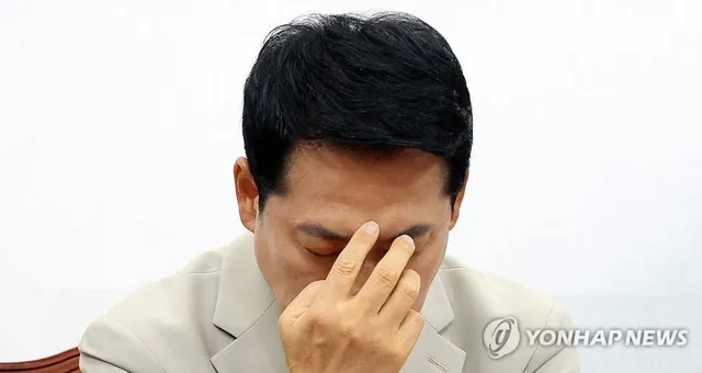 안풀리는 ‘張외 정치’… ‘징계 정치’ 꼬이고 ‘지지율’ 꺾이고

장동혁 국민의힘 대표가 6·3 지방선거 직후 들끓는 사퇴론과 징계 정치 비판에