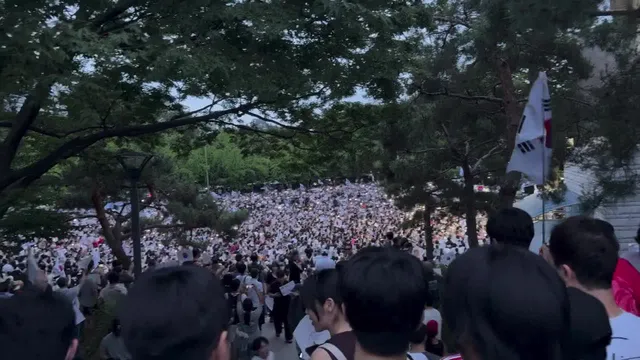 홈페이지 제작사 대표입니다.
잠시 영업 중단합니다.

더 중요한 "지켜야 할 것"이 있으니까요.