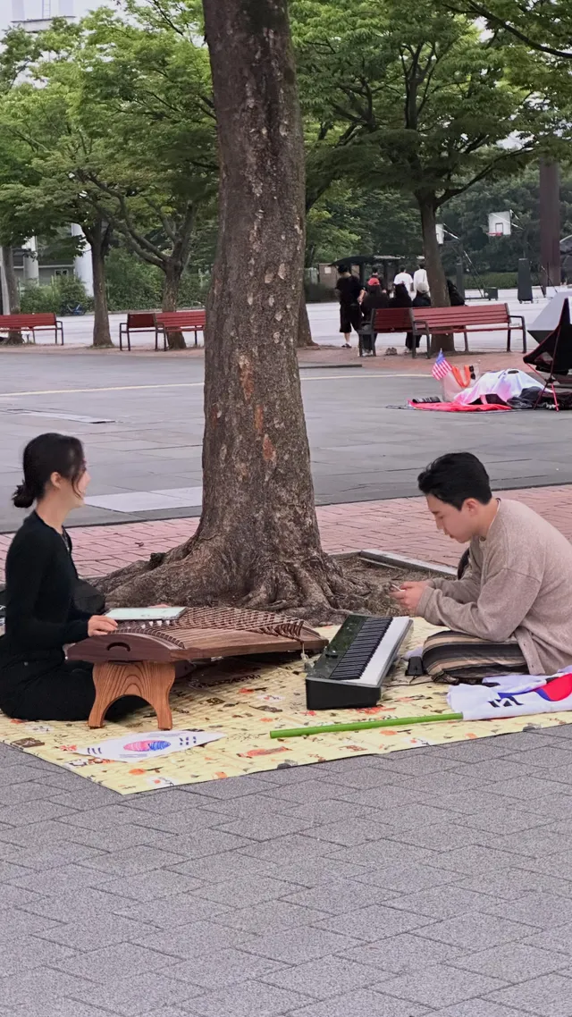 모두 밤 새고 지쳐있을 시점에
멋진 가야금과 건반 연주 들려주셔서 감사합니다!
너무 감동적이예요🥹 덕분에 힘이 납니다!