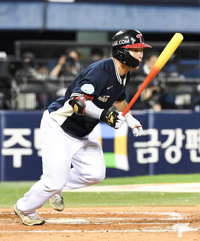 2026 잠실야구장 마지막 올스타💫 

잠실 오씨부터 토르까지⚡️
수많은 추억과 뜨거운 함성이 함께했던 잠실야구장에서 10개 구단 팬분들과 함