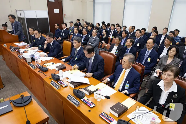 與 "즉각 재검표"…野는 "특검과 병행"·"특검 먼저" 두 갈래(종합)

윤상현 "재검표·특검 쌍두마차"…주진우 "재채점 무슨 의미" 선관위 "