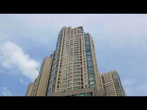 2026년 7월 서울 잠실 거리를 거닐며