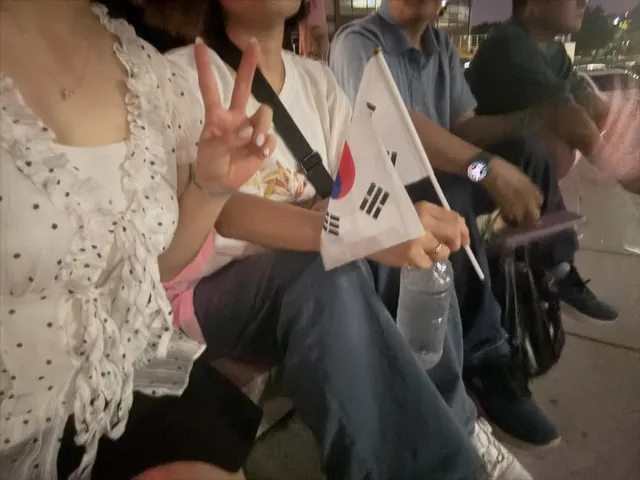 오늘은 가족과 함께여서 더 뜻깊은 올공!

외국에 계시는 부모님 오늘 한국 들어오시자마자
올공 모시고 오긔💗
마지막은 남동생까지 합류(막내도 