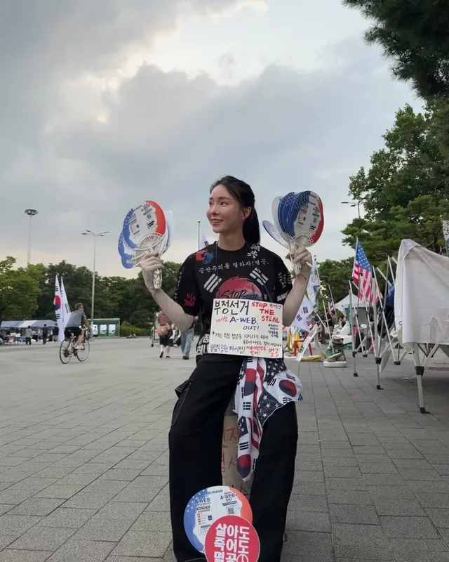 나 정말 궁금해서 그러는데 
올공 말고 요즘 유행이 뭐야?

어떻게 해야 내가 그대들의 알고리즘에 타고 들어가서
올공으로 데리고 올 수 있을까?