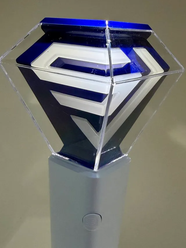 📢 𝐑𝐄𝐒𝐓𝐎𝐂𝐊 

SUPER JUNIOR - OFFICIAL FANLIGHT
NCT WISH - OFFICIAL FANLIGH