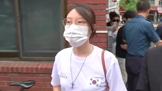 개표소 진입 막은 30대 여성 영장 신청...21일 구속심사

경찰이 잠실 개표소 봉쇄 시위에서 체육 단체의 업무를 방해하거나, 경찰을 조롱한 