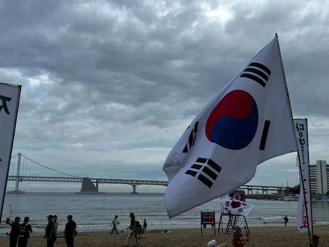 혹시 정말정말 급하게 올려보는건데
오늘 부산에서 올공집회 저녁8시쯤 출발한다고하면
같이 가실 분 있나요? 자리는 어차피 자차로 갈꺼라
4명 남아