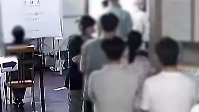 [모닝와이드] 오늘의 주요뉴스

1. 잠실 7동 2투표소 CCTV 공개…67시간 혼란 고스란히 잠실 7동 2투표소의 내부 CCTV를 SBS가 단