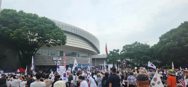 2026.7.17 제헌절 잠실 올림픽공원
가족과 함께.