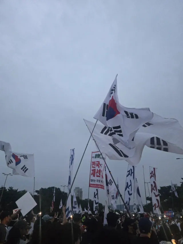 재선거 재선거
전국 재선거

아 그리고 이영상 야! 되도 않는 꼴깝 그만 떨라고! 너랑 나 체급 다르다고 ㅋㅋㅋㅋ