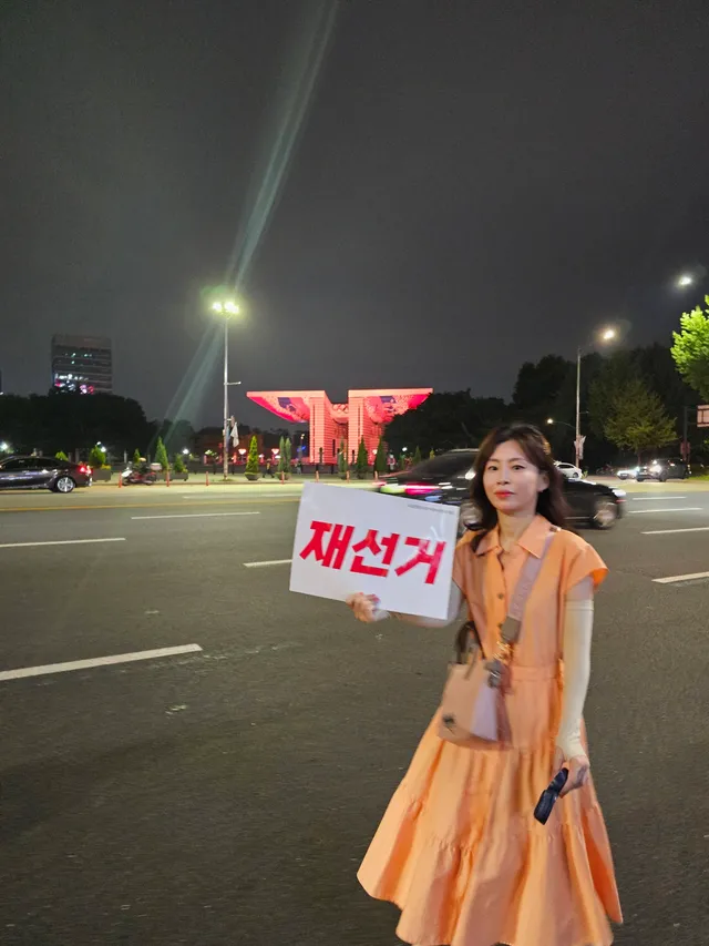 강남역부터 올공 밖까지 폴코스 완주 했습니다
같이 걸어주신분들 감사합니다
고생하셨습니다 특히 단장님!!