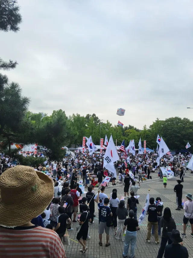 올공 잠실민주화운동 왔습니다.. USAID,AWEB 선관위 부정선거 한미공조 국제수사,딥스테이트 빨간약, 델타포스,트럼프,화이트햇,미군,미국개입