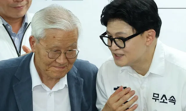 [속보] 조갑제 “장동혁, 정치 수명 1년…한동훈 상대 안해주니 극우 품...

보수 논객 조갑제 조갑제TV 대표가 한동훈 무소속 의원을 국민의