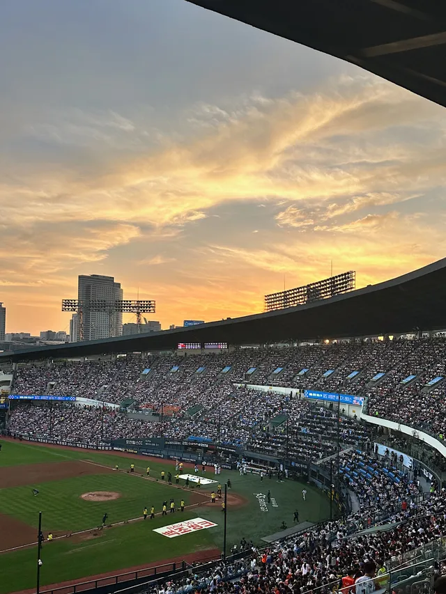 인생 첫 올스타전! 17년도에 첫 직관을 함께한 잠실 야구장 안녕… 🥹❤️💛