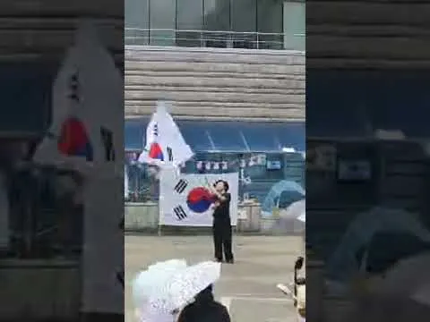 라이브대한민국헌법1조 대한민국의 주권은 국민에게 있고 모든 권력은 국민으로부터 나온다 63자유민주화운동 부정선거항의 63잠실민주화운동 큰수고합니