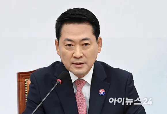 장동혁 "정치특검 그만하고 선관위 '국민 특검' 해야"

張, 시민운동 현장방문 이번 주말 종료 
"제도권 내에서