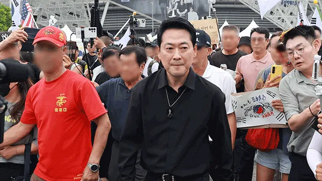 장동혁 ‘올공 집회’에 당내 공개 비판…“언제까지 이 모습 봐야 하나...

국민의힘 내에서 최근 장동혁 대표의 잇단 ‘참정권 수호 집회’ 참석
