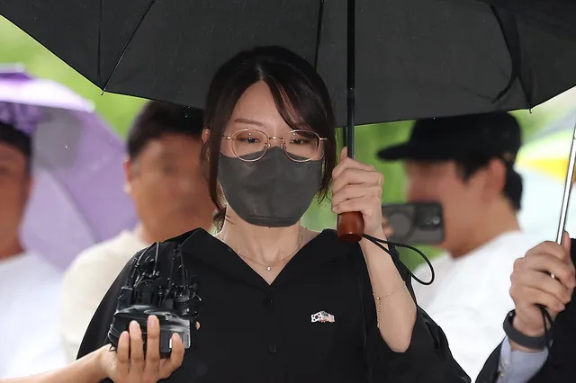 잠실개표소 막은 '올다르크' 구속영장 기각···法 "증거인멸·도주 우...

투데이코리아=이기봉 기자 | 6·3 지방선거 개표소인 서울 송파구 