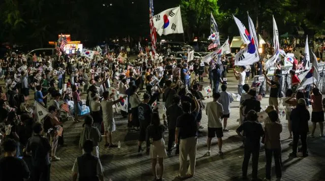 올림픽공원서 마약 의심 흰가루 발견…경찰, 국과수 감정 의뢰

서울 올림픽공원에서 마약으로 의심되는 흰 가루가 발견돼 경찰이 국립과학수사원에 정
