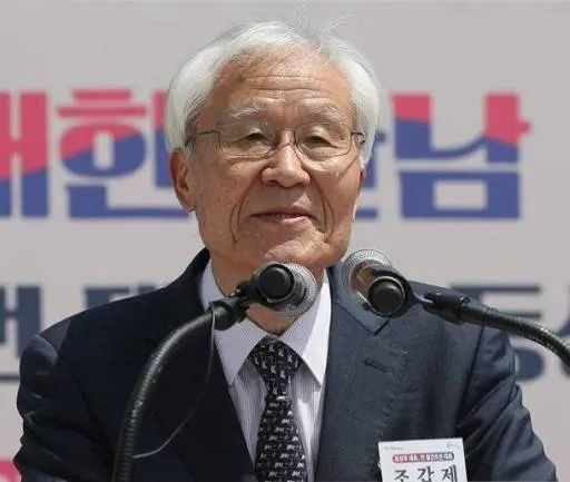 [속보] 조갑제 “부정선거 음모론자는 사대매국노…극우와 극좌 같이 정...

조갑제 조갑제닷컴 대표가 극우 진영 일각의 부정선거 음모론자들을 “