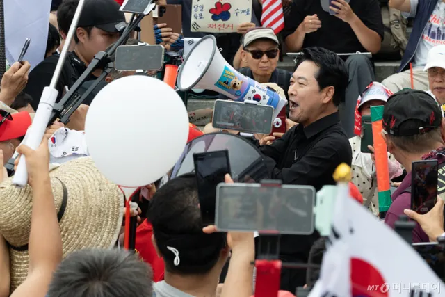 '투표율 조작' 의혹에 장동혁 목소리↑…"올공 함성이 선관위 뚫었다"

장동혁 국민의힘 대표가 23일 6·3 지방선거 당일 일부 지역에서 투표율