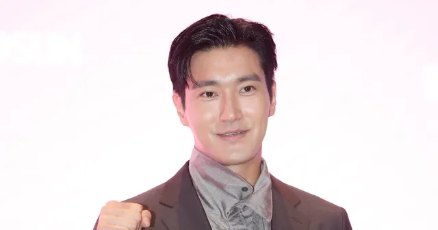 슈퍼주니어 최시원, 올림픽공원 시위 공개 지지

슈퍼주니어 최시원, 올림픽공원 시위 공개 지지