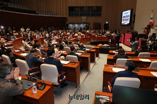 선관위·보완수사·부동산 전선에서 ... 자칭 국힘 쇄신파, 상임위 자리...

국민의힘이 선거관리위원회 투표율 허위 입력 의혹과 검찰 보완수사권