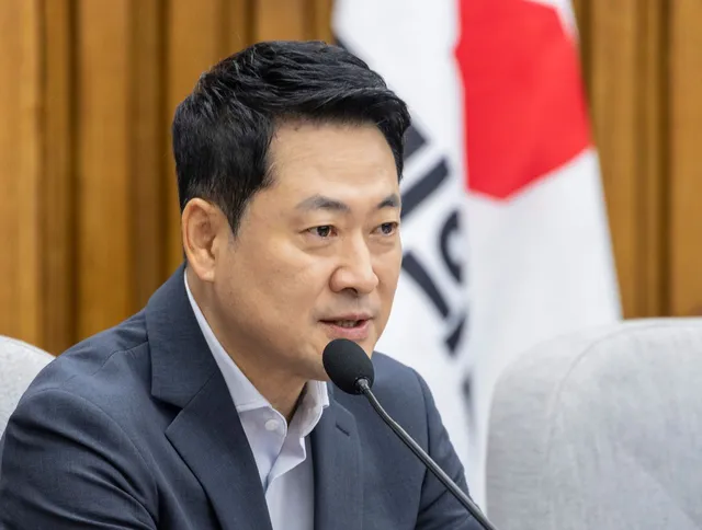 ‘반전’ 기회 잡았나…‘허위 입력’ 사태 속 목소리 커진 장동혁

6·3 지방선거 이후 리더십 상실 논란과 사퇴 압박에 시달렸던 장동혁 국민의힘