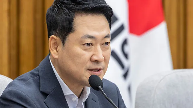 장동혁, 김해·대구 참정권 집회 참석…장외 행보 마침표

국민의힘 장동혁 대표는 오늘(25일) 경남 김해와 대구에서 열리는 '참정권 회복 집회'