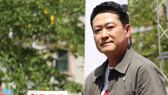 장동혁 “선관위 해체하고 사전투표 없애야” 다시 장외 행보

국민의힘 장동혁 대표가 경남 김해에서 열린 참정권 침해 규탄 집회 현장을 찾아 시위
