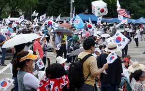 [포토] '올공 참정권 집회' 폭염에도 한목소리 "재선거"

[천지일보=박준성 기자] 무더위가 이어지는 25일 오후 서울 송파구 올림픽공원 핸드